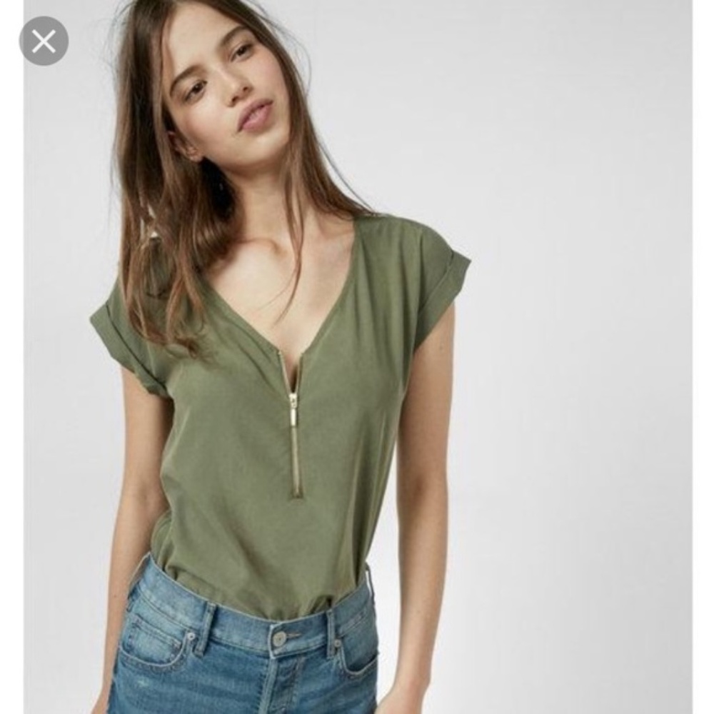 FLASH SALE! NWT Sandwashed Zip-Up Gramercy Tee